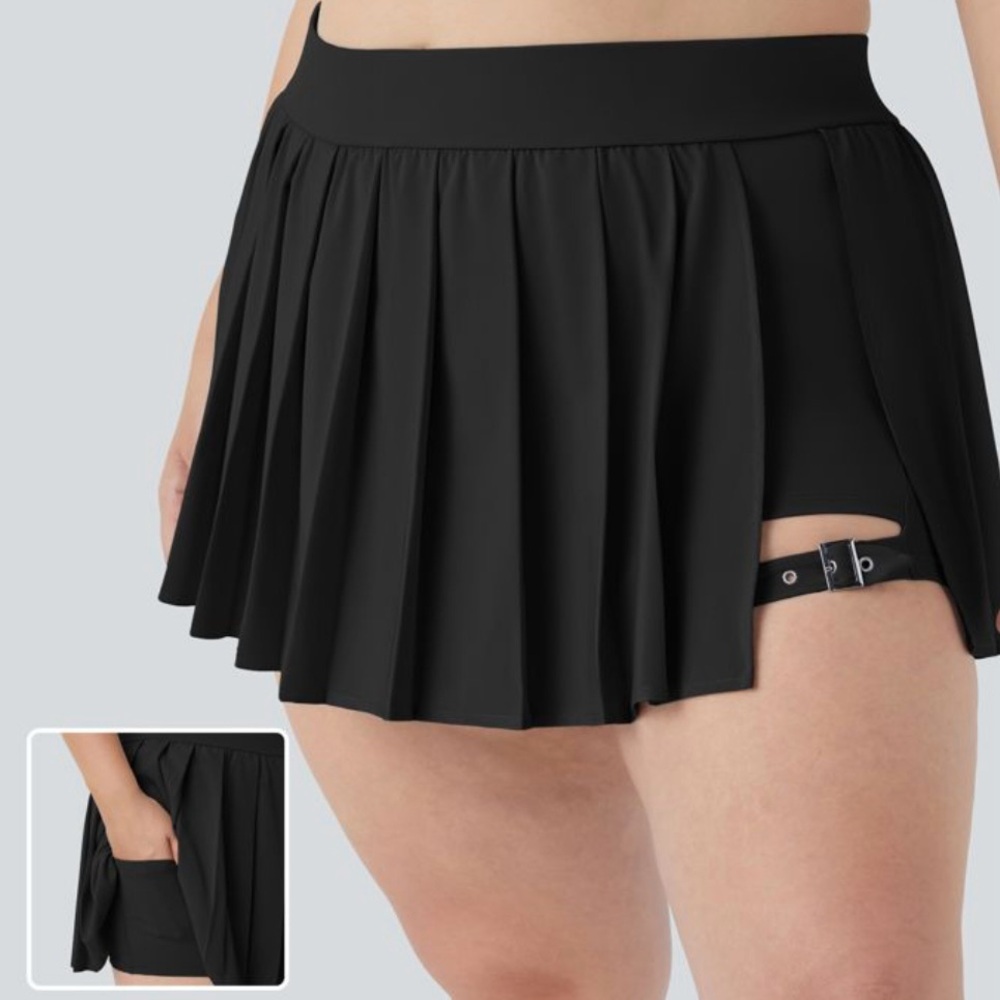 Halara Breezeful Pleated Black Skort with Belt Detail